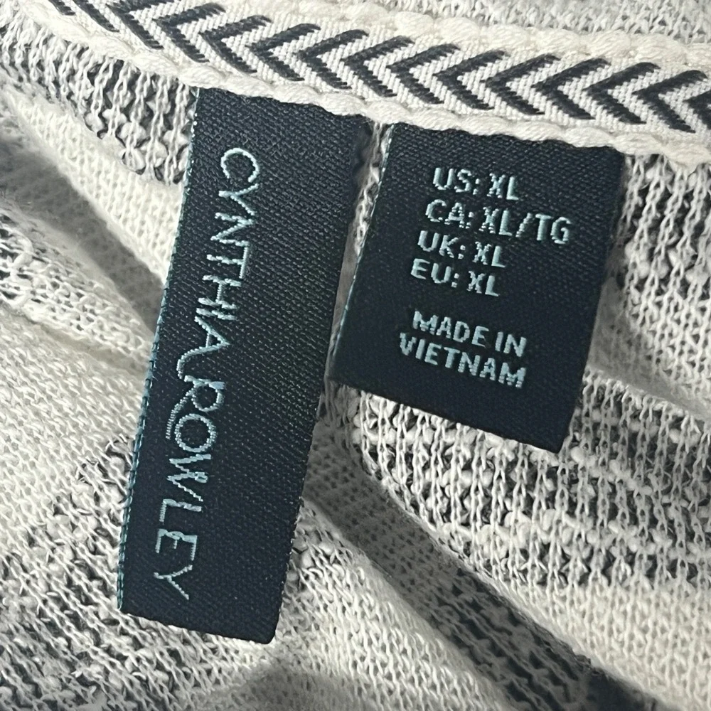 Cynthia Rowley Top Women XL White Black Stripe Lounge Hood Pullover Texture Knit
